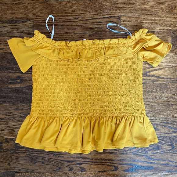 Yellow Off The Shoulder Cropped Shirt - Picture 2 of 3